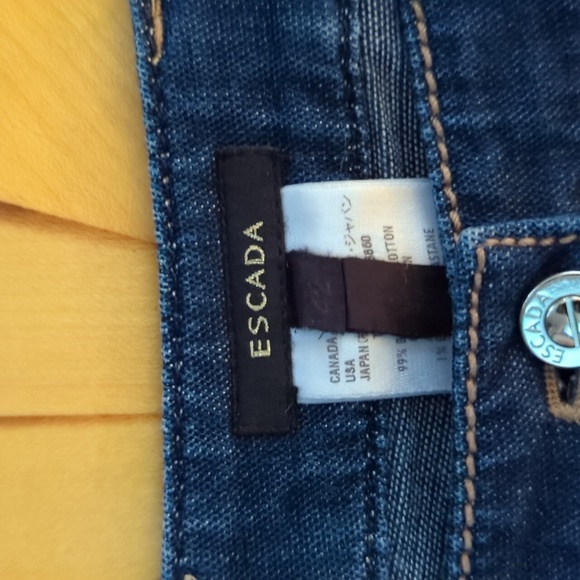 ESCADA Crop Jeans EU 42 - Picture 2 of 9